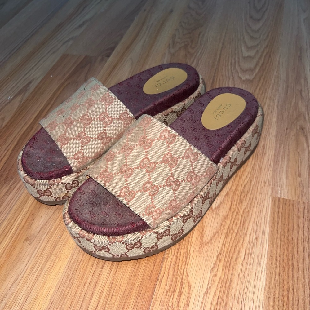 Gucci Beige & Burgundy GG Canvas Platform Slide Sandals